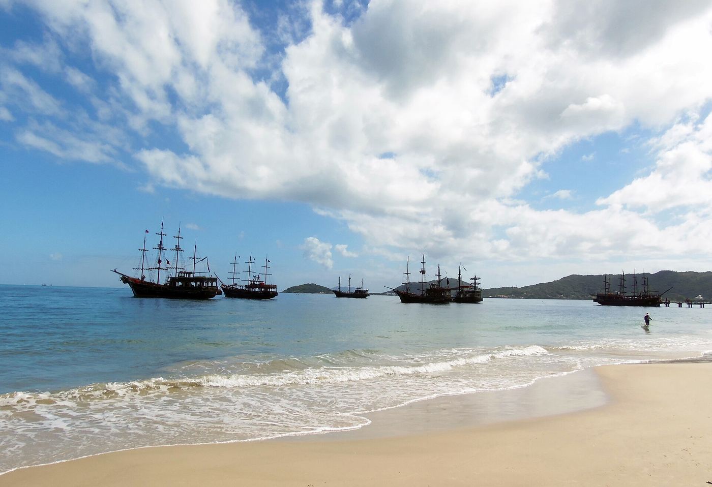 Barcos pirata em Canasvieiras